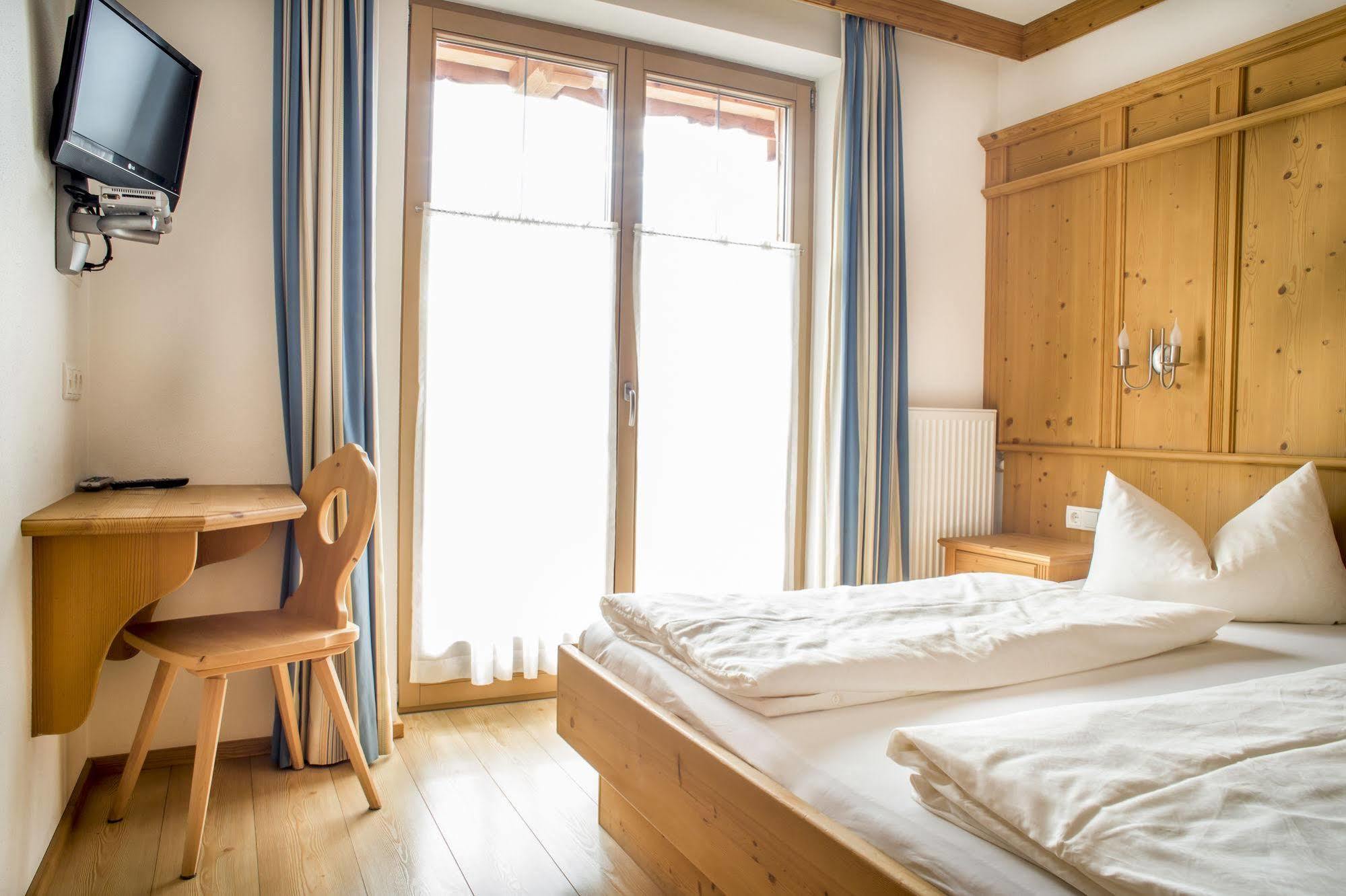 Das Gaestehaus Schneider Am Dorfplatz Alpbach Exteriér fotografie