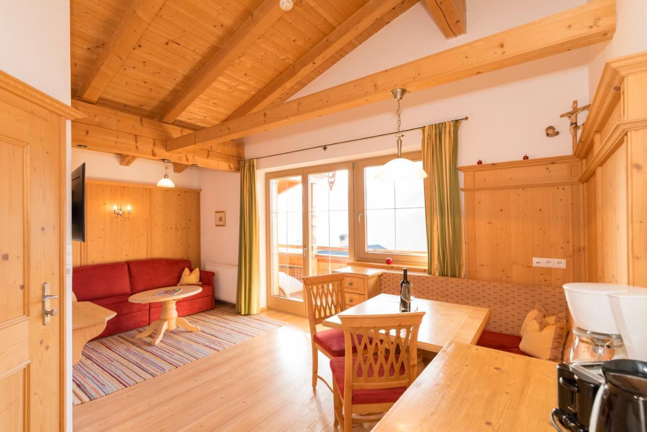 Das Gaestehaus Schneider Am Dorfplatz Alpbach Exteriér fotografie