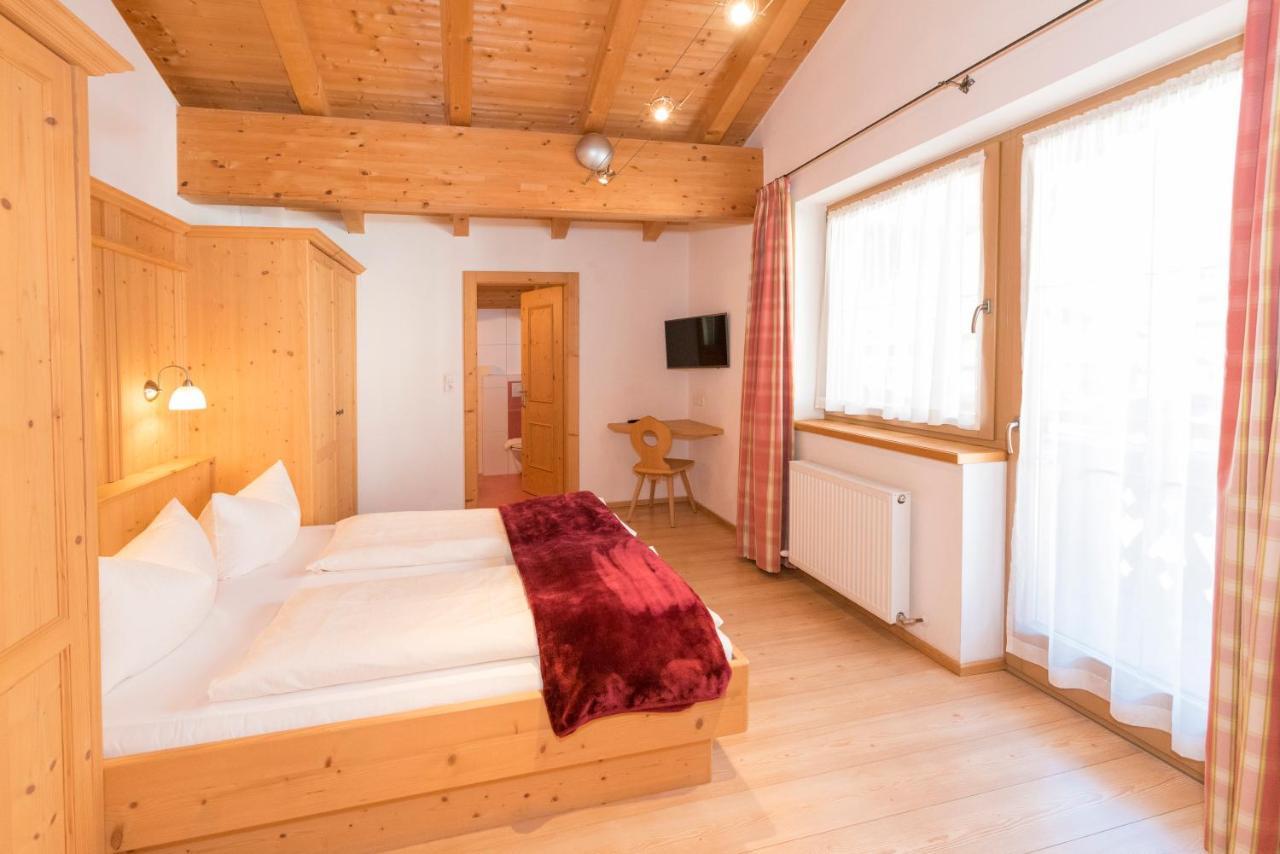 Das Gaestehaus Schneider Am Dorfplatz Alpbach Exteriér fotografie